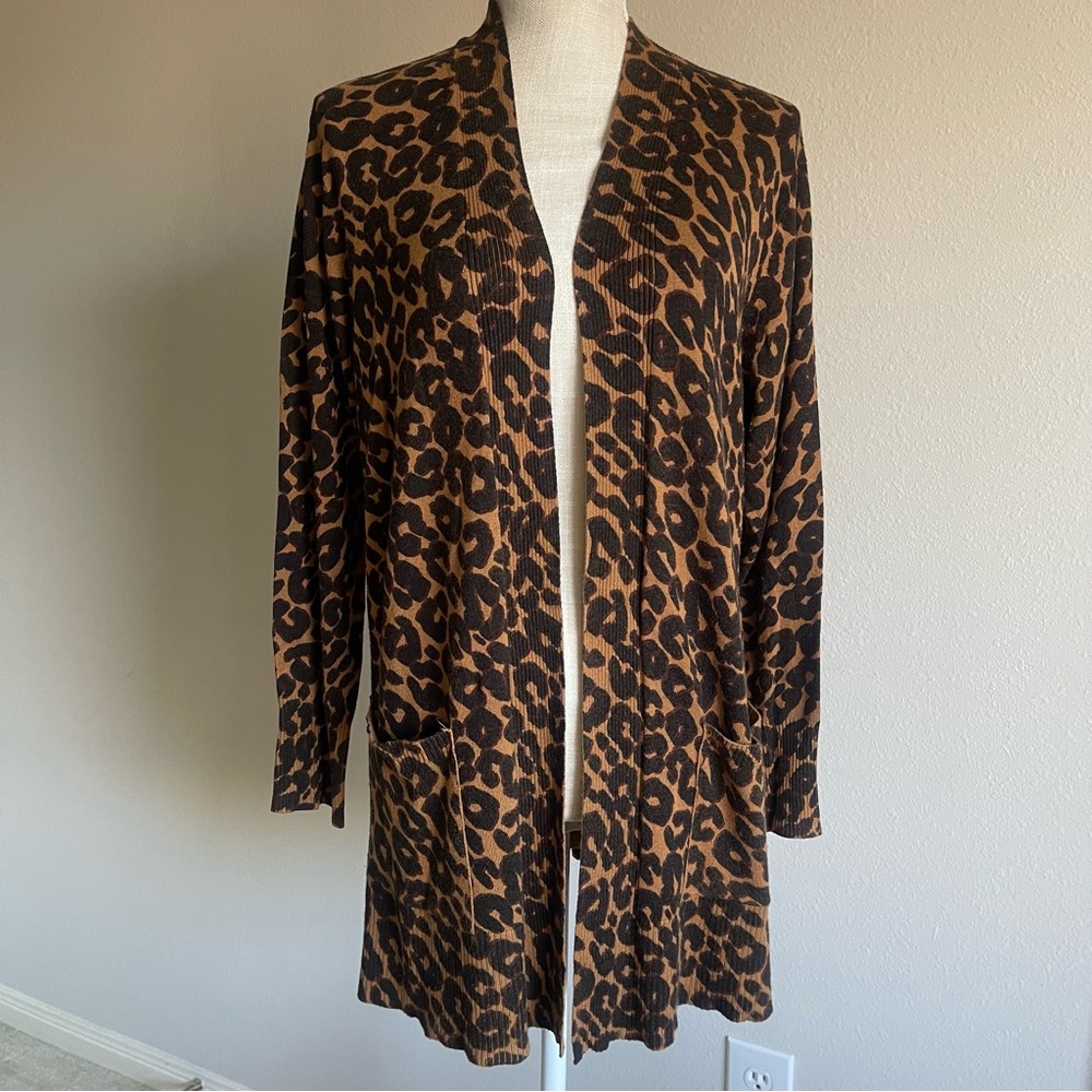 Terra & Sky Animal Print women’s Cardigan pockets Brown & Black size 14W ( OX )